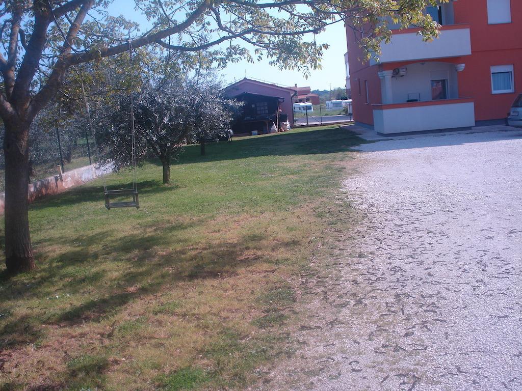 Apartments Buzleta II Fažana Екстериор снимка
